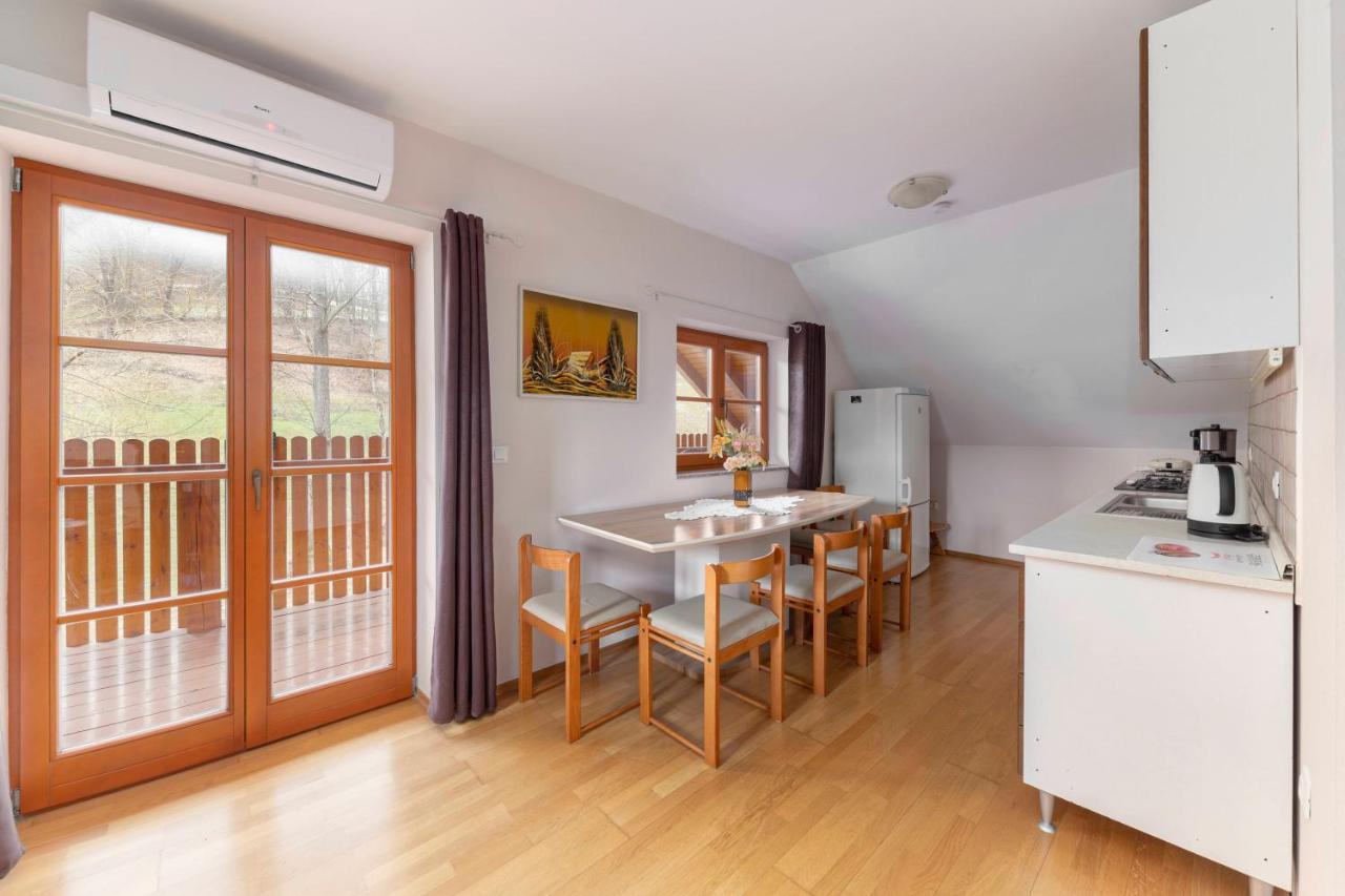 Apartma Metka Medvode Exterior foto